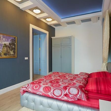 Apartments On Prospekt Svobody 24 Lviv Luaran gambar